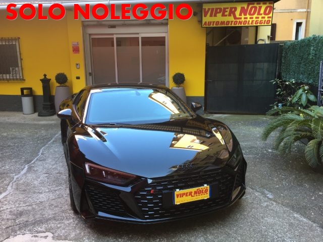 AUDI R8 *SOLO NOLEGGIO/ONLY RENT* Immagine 2