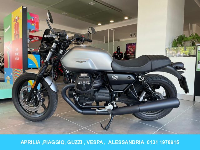 MOTO GUZZI V7 STONE, UNICO PROPRIETARIO, SOLO 2.000KM! Immagine 3