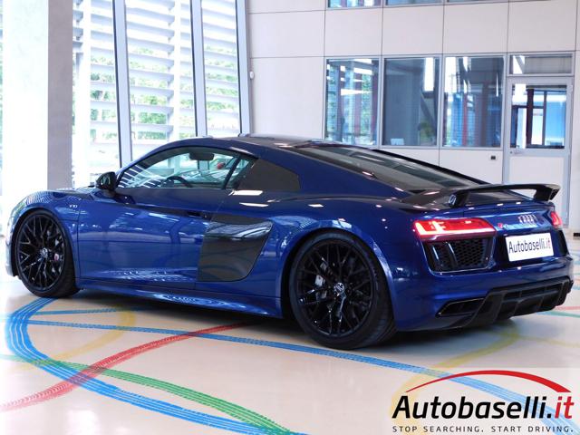 AUDI R8 COUPE 5.2 V10 FSI PLUS QUATTRO S-TRONIC 610CV Immagine 3