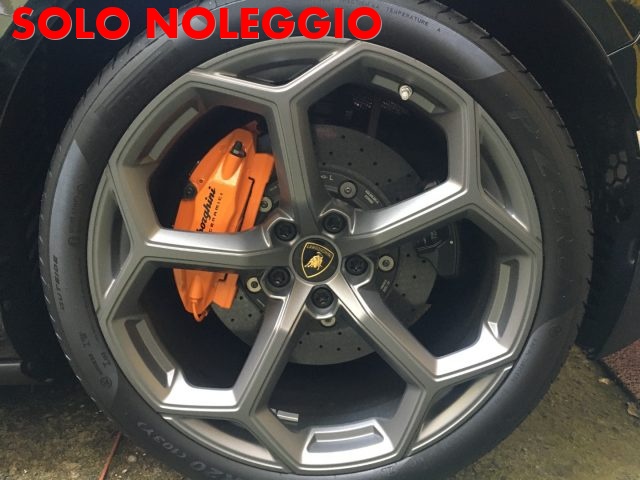 LAMBORGHINI Huracan EVO *SOLO NOLEGGIO/ONLY RENT* Immagine 4