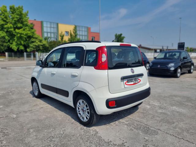 FIAT Panda 1.2 Lounge 5 posti Immagine 3