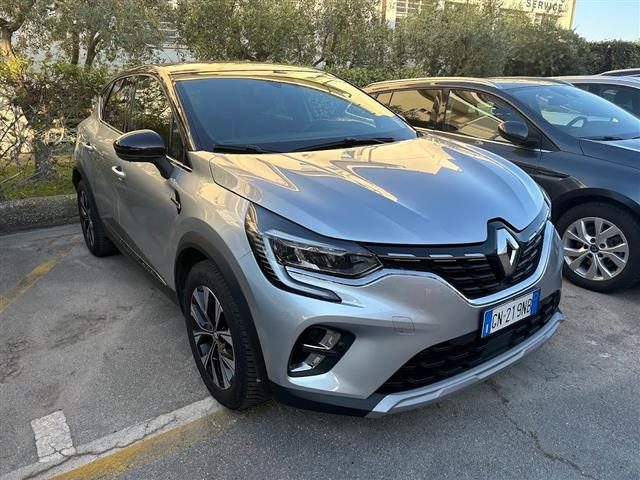 RENAULT Captur 1.0 tce Techno 90cv Immagine 3