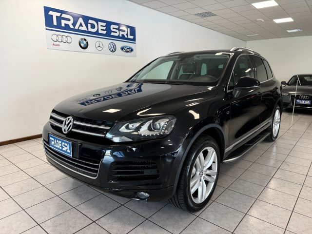 VOLKSWAGEN Touareg Touareg 3.0 TDI Tiptronic BlueMotion Immagine 2