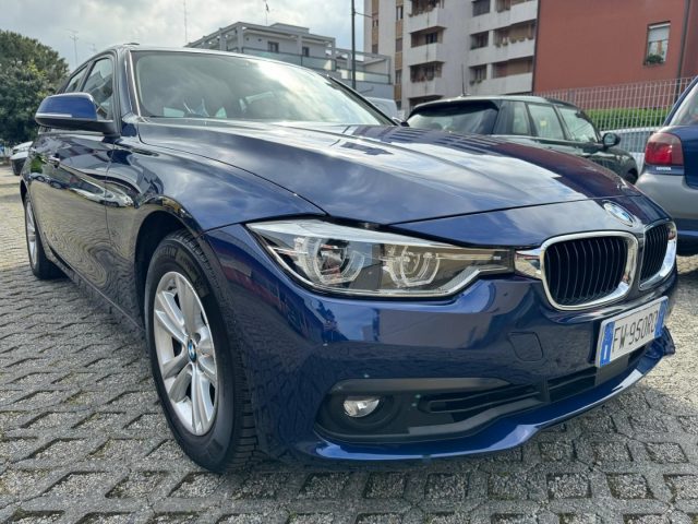 BMW 320 i Touring Business Advantage aut. Immagine 2