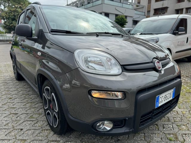 FIAT Panda 1.0 FireFly S&S Hybrid City Life Immagine 2