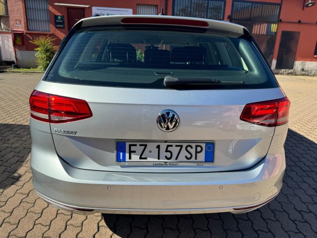 VOLKSWAGEN Passat Variant 2.0 TDI DSG Business BlueMotion Tech Immagine 4