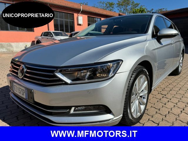 VOLKSWAGEN Passat Variant 2.0 TDI DSG Business BlueMotion Tech Immagine 0