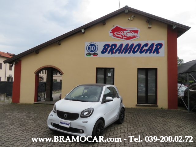 SMART ForTwo TURBO 900cc 90cv PASSION - CAMBIO MAN. - TETTO PAN Immagine 0