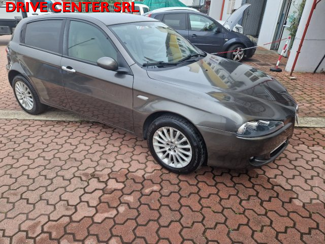 ALFA ROMEO 147 1.6 16V TS (105) 5 porte Progression Immagine 2