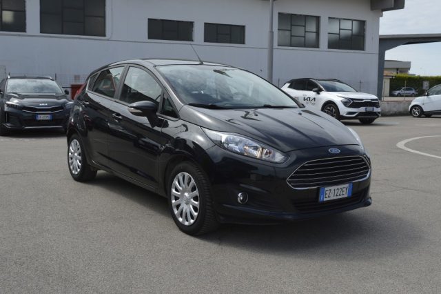 FORD Fiesta 1.5 TDCi 75CV 5 porte Business Immagine 0