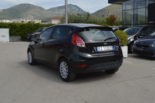 FORD Fiesta 1.5 TDCi 75CV 5 porte Business Immagine 4