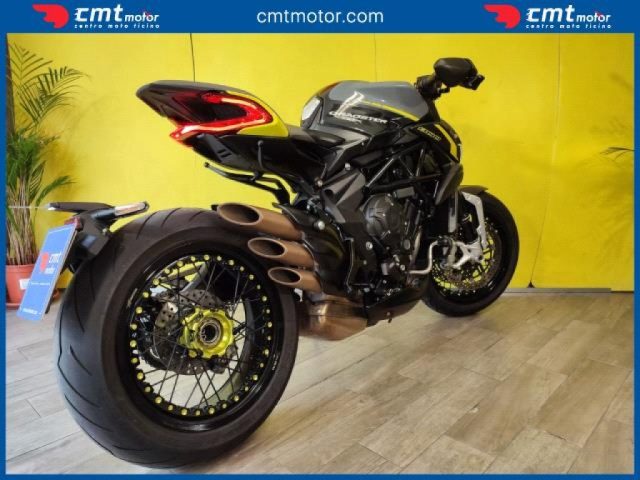 MV AGUSTA Dragster 800 Garantita e Finanziabile Immagine 3