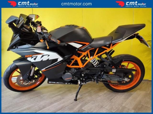 KTM RC 125 Garantita e Finanziabile Immagine 2