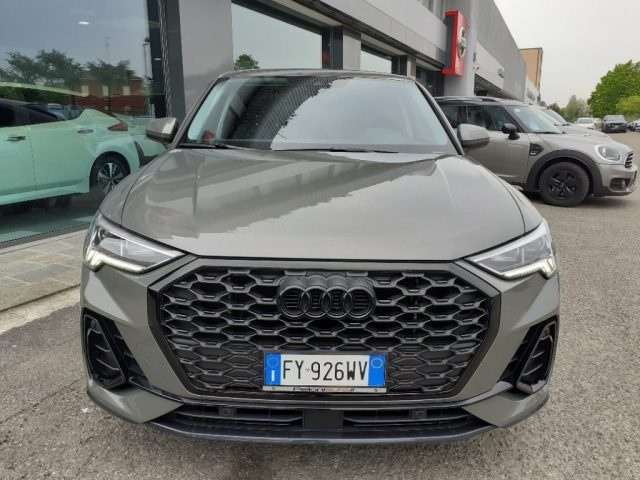 AUDI Q3 SPB SPORTBACK 35 STRONIC SLINE CL19 BLACK LINE Immagine 2