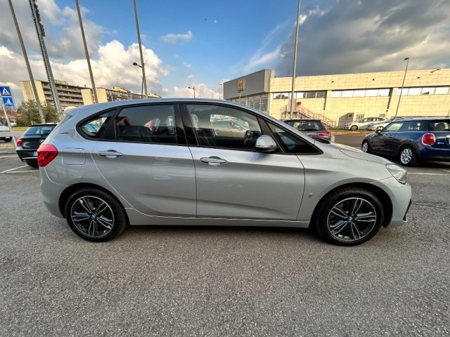 BMW 225 xe Active Tourer iPerformance aut. Plugin 4x4 Immagine 2