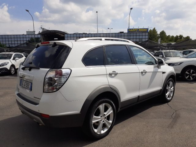 CHEVROLET Captiva 2.2 VCDi 184CV 7 POSTI - 4X4 AUTOMATICA - GARANZIA Immagine 4