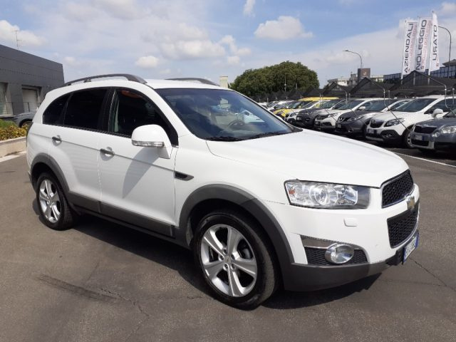 CHEVROLET Captiva 2.2 VCDi 184CV 7 POSTI - 4X4 AUTOMATICA - GARANZIA Immagine 3