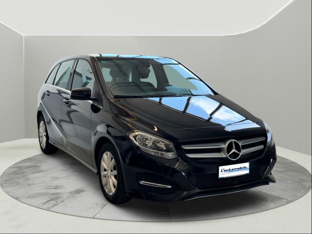 MERCEDES-BENZ B 180 d Automatic Business Immagine 3