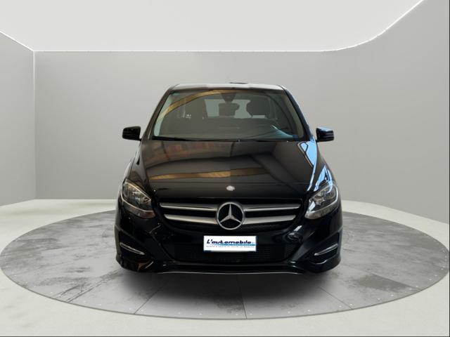 MERCEDES-BENZ B 180 d Automatic Business Immagine 2