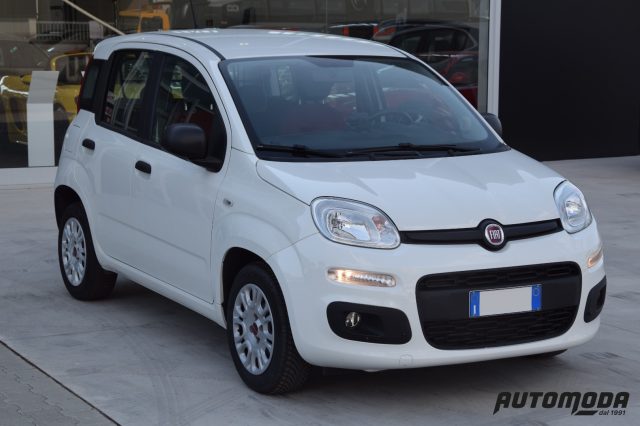 FIAT Panda 1.0 Hybrid Autocarro N1 Immagine 2