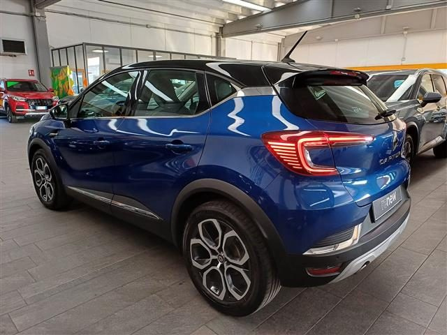 RENAULT Captur 1.5 blue dci Intens 95cv Immagine 3