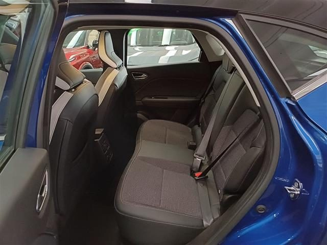 RENAULT Captur 1.5 blue dci Intens 95cv Immagine 4