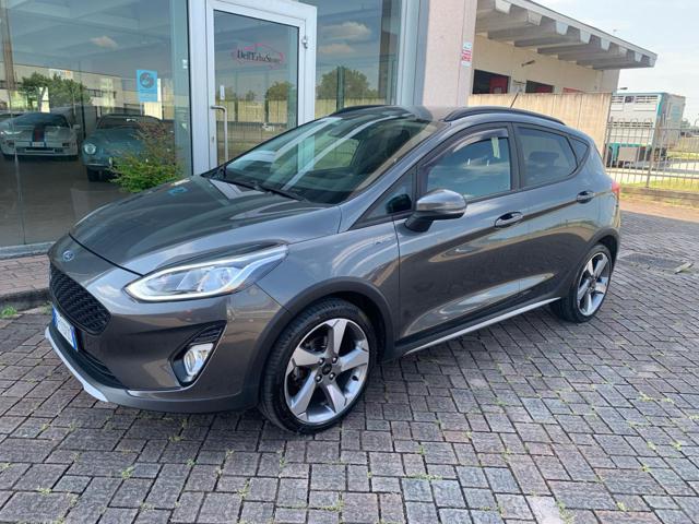 FORD Fiesta 1.5 TDCi 5 porte Vignale Immagine 2