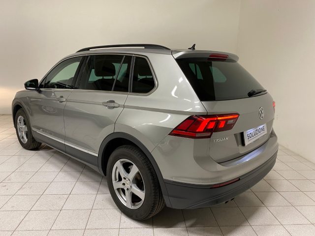 VOLKSWAGEN Tiguan 2.0 TDI SCR DSG Style BlueMotion Technology Immagine 1