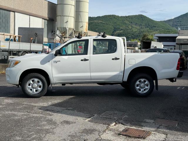 TOYOTA Hilux 2.5 D-4D 4WD 4p. Double Cab #webasto Immagine 3