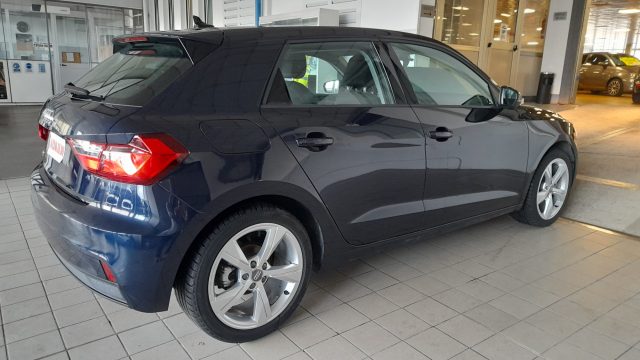 AUDI A1 SPORTBACK 30 TFSI S tronic Admired Immagine 3