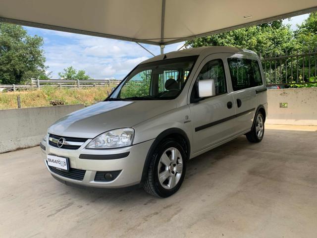 OPEL Combo 1.6 OK NEOP POCHI CHILOMETRI METANO FINO AL 2027 Immagine 0