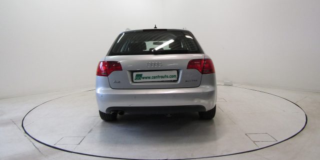 AUDI A4 Avant 2.0 TDI Manuale Immagine 3