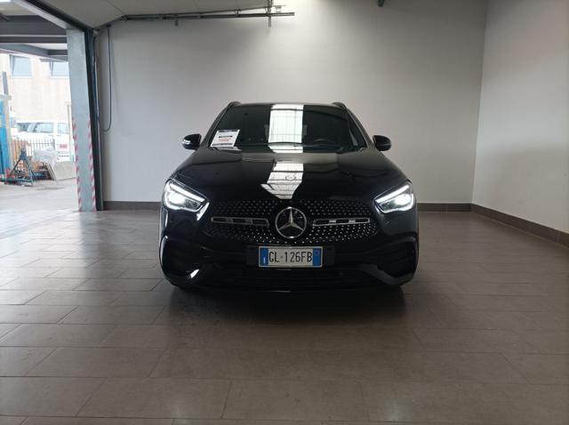 MERCEDES-BENZ GLA 200 d Automatic Premium Immagine 4