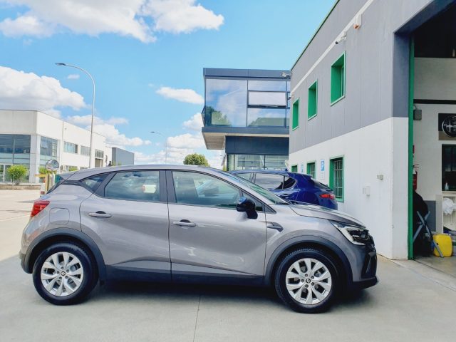 RENAULT Captur TCe 90 CV Business Immagine 2