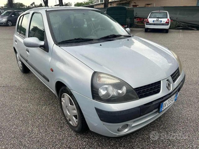 RENAULT Clio 1.4 16V cat 5 porte Expression Immagine 1