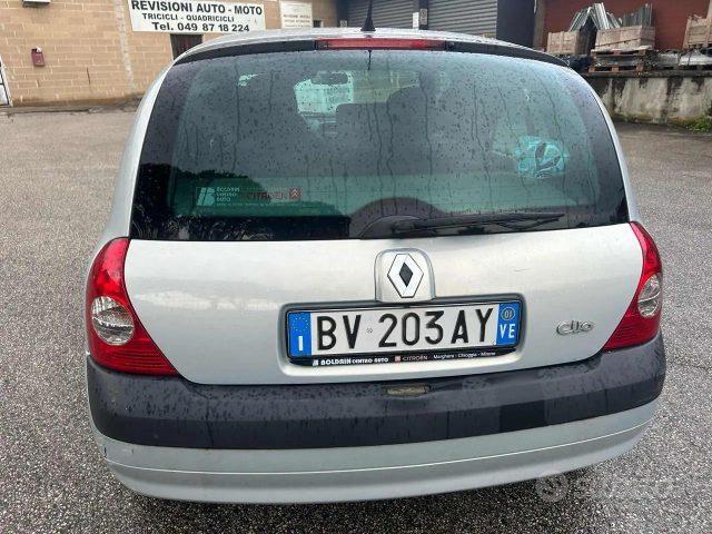 RENAULT Clio 1.4 16V cat 5 porte Expression Immagine 2