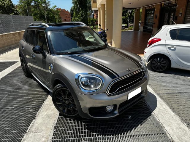 MINI Countryman 1.5 Cooper SE Hype Countryman ALL4 Automatica Immagine 2