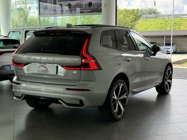 VOLVO XC60 T6 Recharge Plug-in Hybrid AWD Ultimate Dark Immagine 4