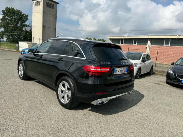 MERCEDES-BENZ GLC 250 4Matic Executive Immagine 3