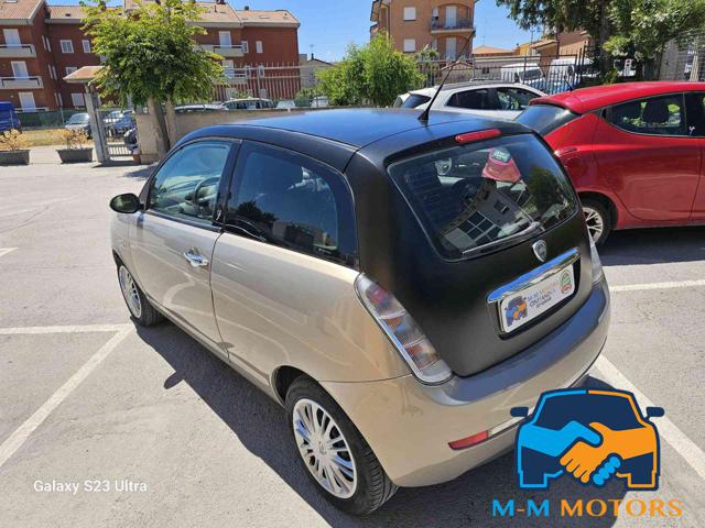 LANCIA Ypsilon 1.2 Argento Immagine 2