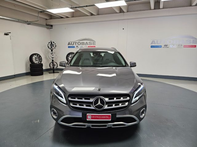 MERCEDES-BENZ GLA 180 d Automatic Sport Immagine 1