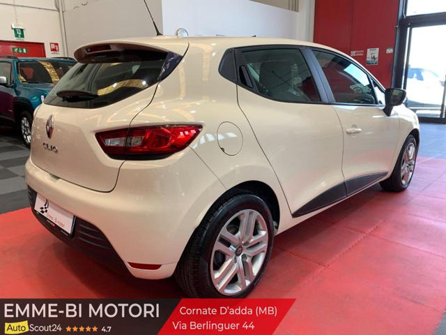 RENAULT Clio 1.2 75CV 5 porte Life Immagine 3