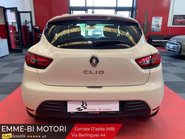 RENAULT Clio 1.2 75CV 5 porte Life Immagine 4