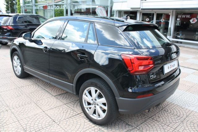 AUDI Q2 30 TDI S tronic Business Immagine 2