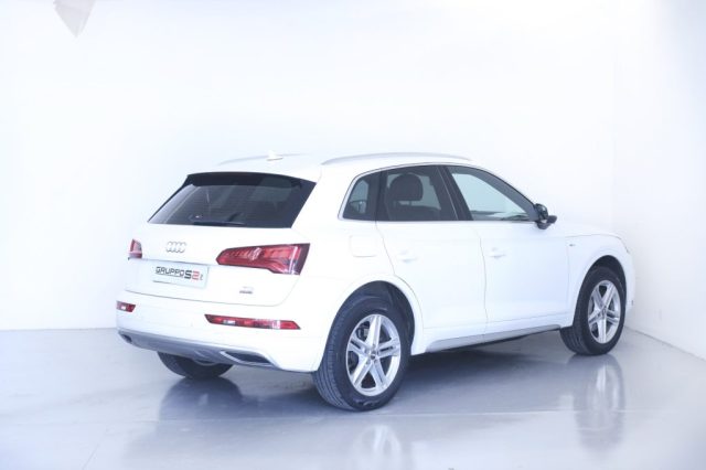 AUDI Q5 2.0 TDI 190 CV quattro S tronic S-line plus Immagine 4