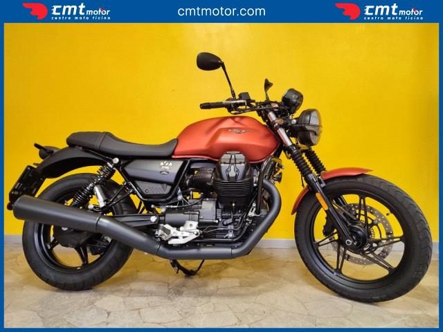 MOTO GUZZI V7 Garantita e Finanziabile Immagine 2