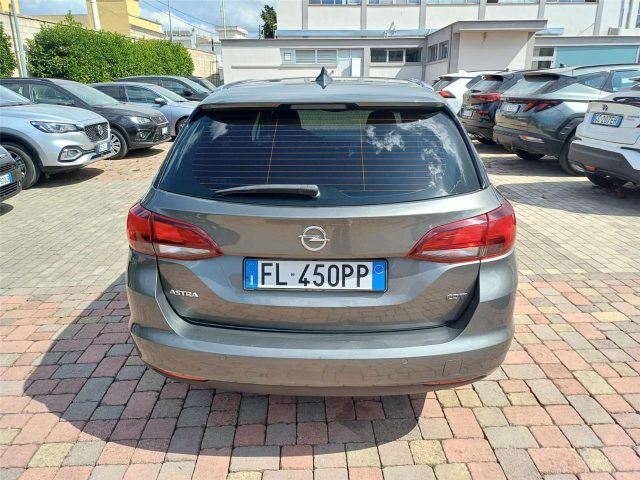 OPEL Astra 5ª serie  1.6 CDTi 136CV Start&Stop Sports Tourer Immagine 3