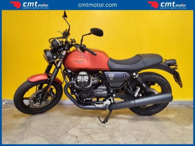 MOTO GUZZI V7 Garantita e Finanziabile Immagine 1