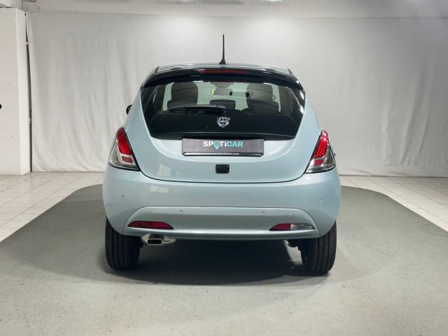 LANCIA Ypsilon 1.2 69 CV 5 porte GPL Ecochic Immagine 3