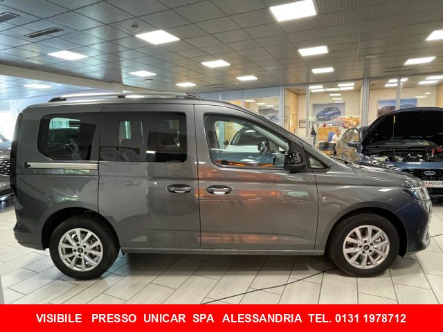 FORD Tourneo Connect 2.000 TurboDiesel 122cv Titanium VETTURA 5 POSTI Immagine 3